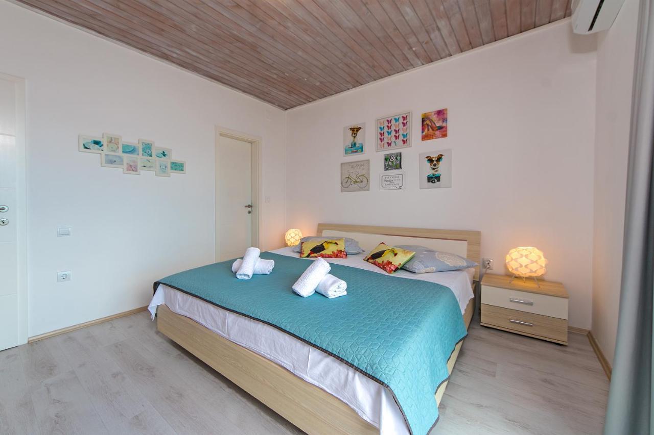Abuela's Beach House Brela Exterior foto