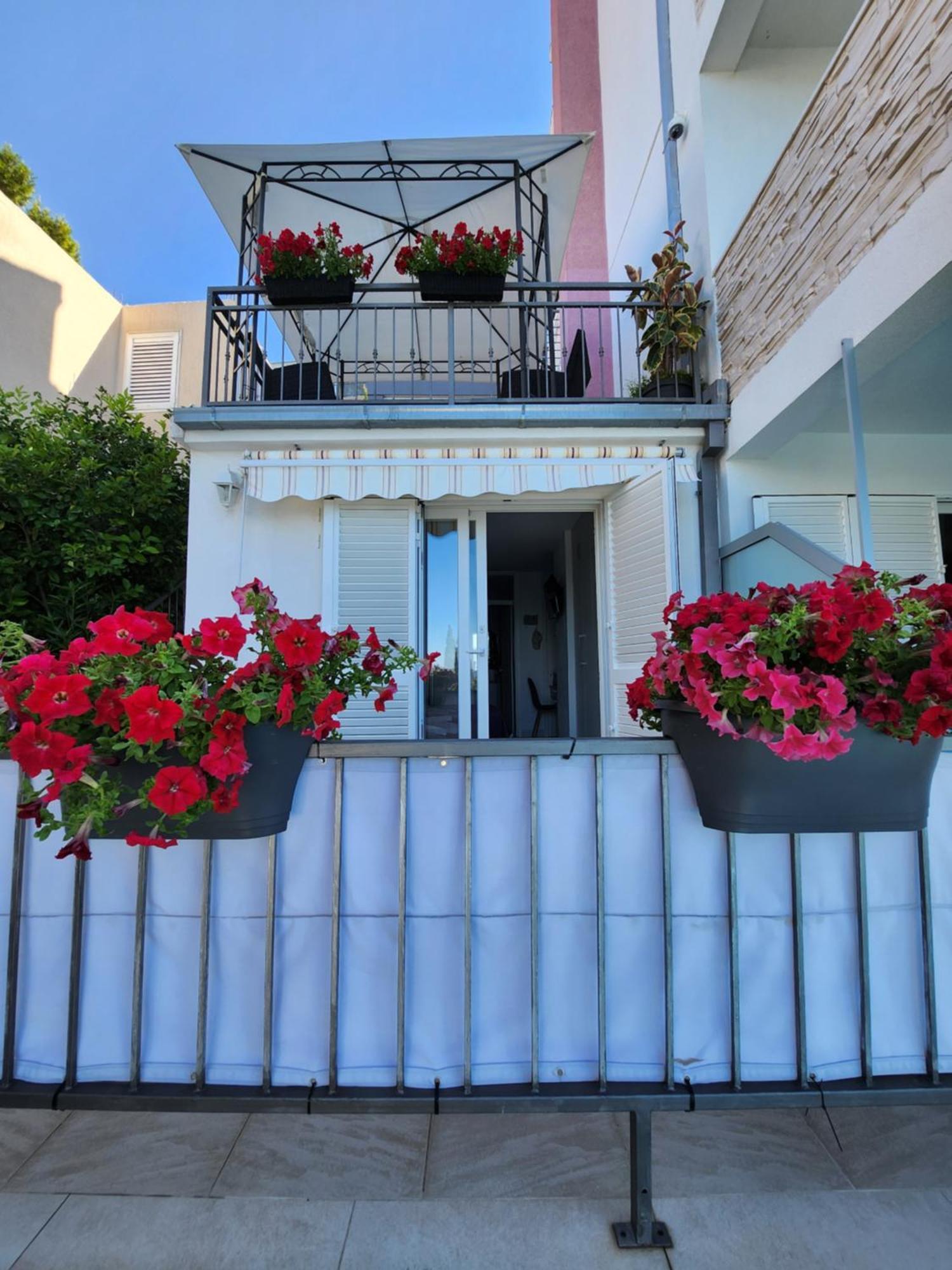 Abuela's Beach House Brela Exterior foto